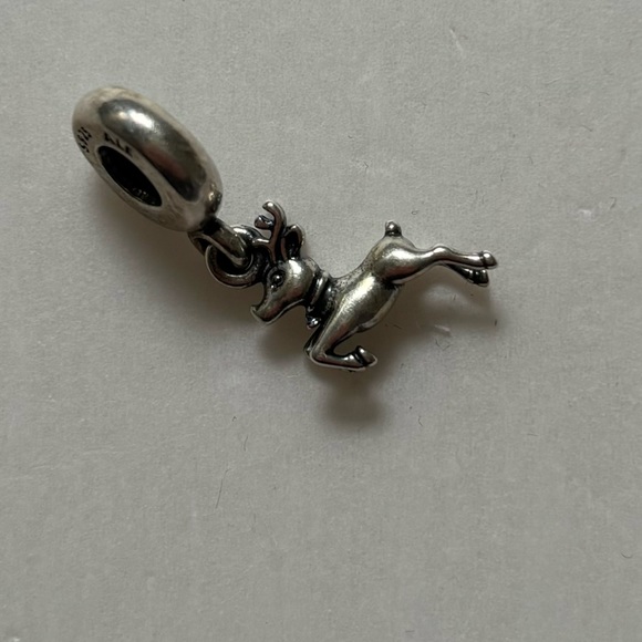 Pandora Reindeer Charm - Picture 6 of 6